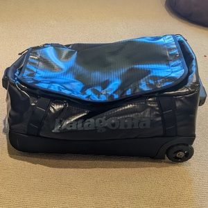 22S BLACKHOLE WHEEL DUFFEL bag 40L